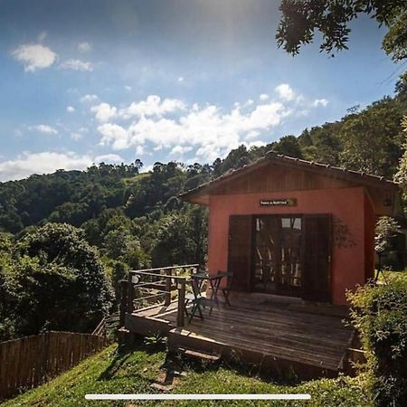 Chale Na Mantiqueira - Pouso Da Maritaca Villa Campos do Jordao Bagian luar foto
